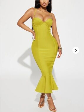 Fashion Nova  Midi Bandage Dress